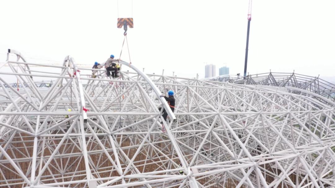 平南县体育馆最新项目，现代化体育新地标打造完成