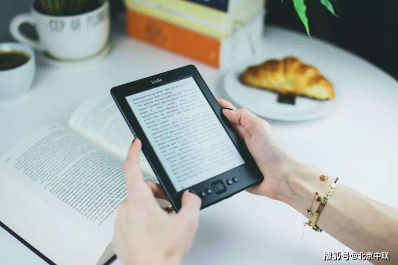 最准一肖100%中一奖,数据解析支持设计_Kindle26.106